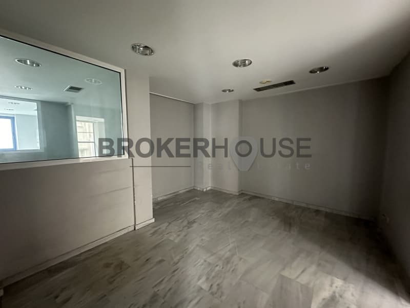 Office in Freattida, Piraeus — Photo 8 of 10