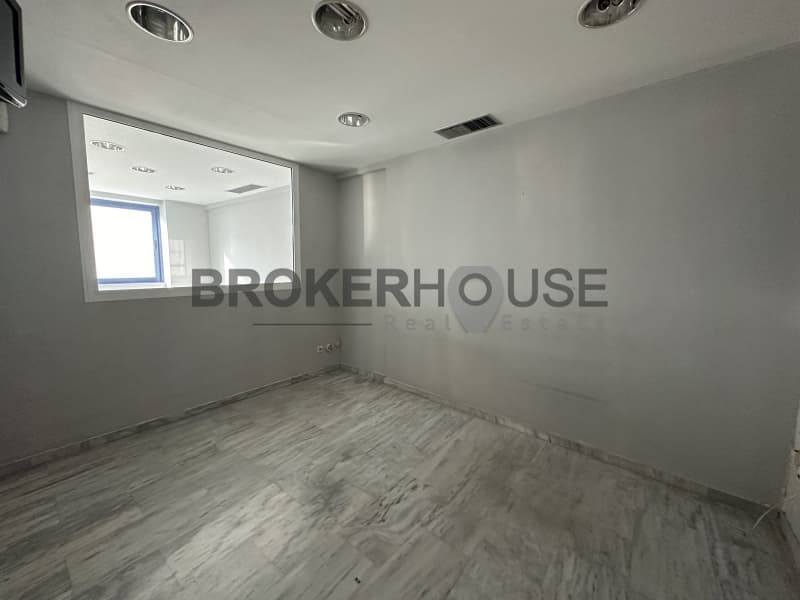 Office in Freattida, Piraeus — Photo 7 of 10