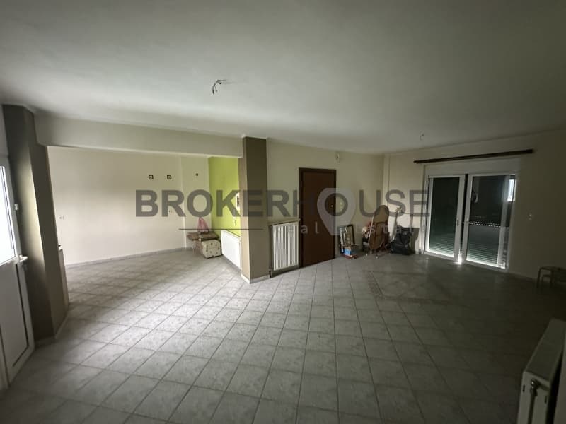 Apartment in Tsopa - Soulioti, Kamatero — Photo 1 of 12