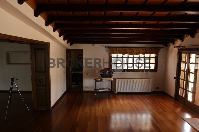 House in Center, Penteli — Photo 29 of 30