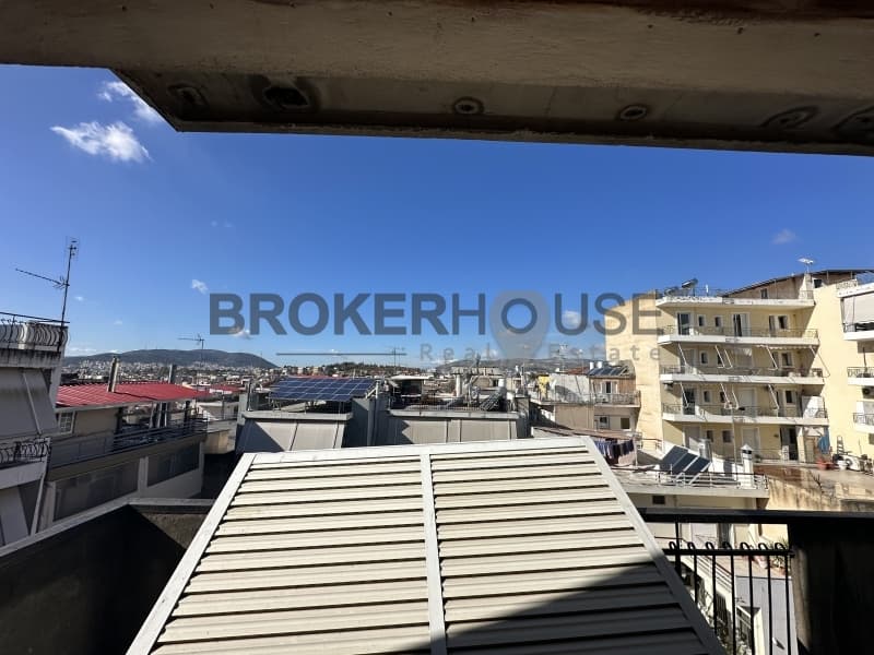 Apartment in Megala Sxoinia A, Acharnes — Photo 1 of 4
