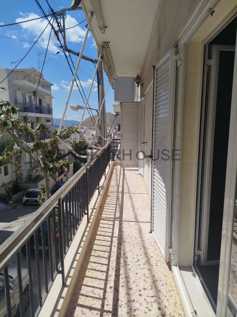Διαμέρισμα στην Τουρκοβούνια, Κερατσίνι — Φωτογραφία 1 από 20