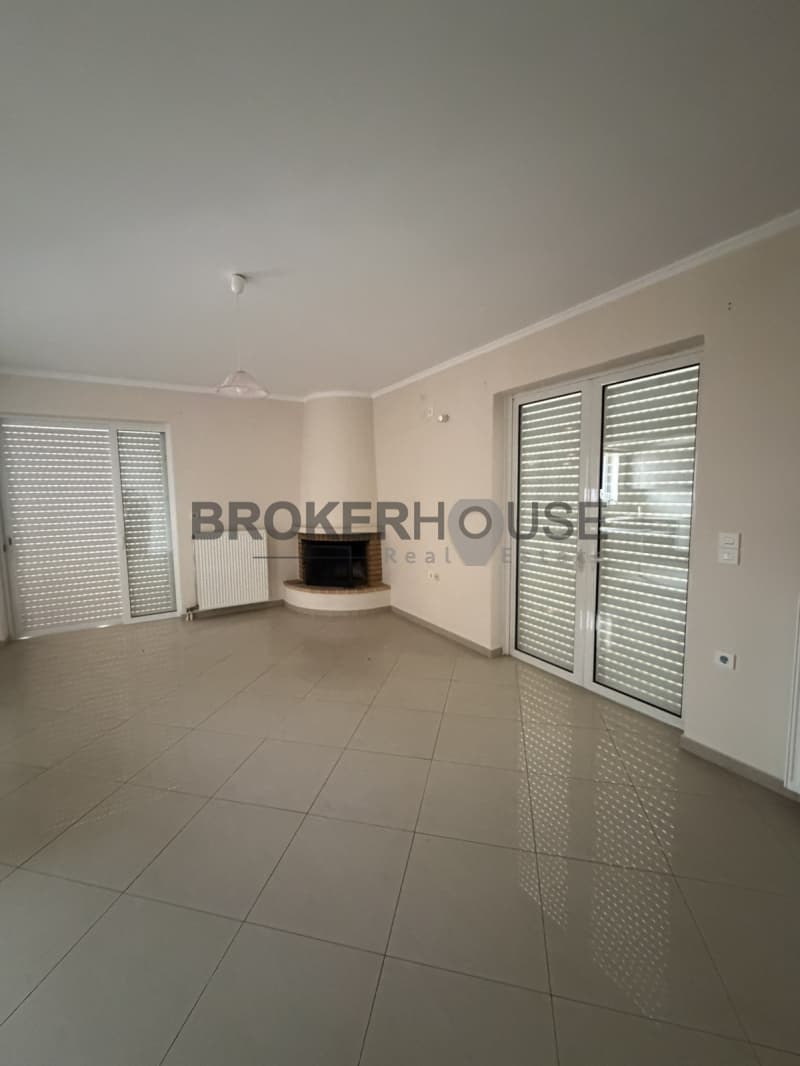 Apartment in Megala Sxoinia A, Acharnes — Photo 7 of 10