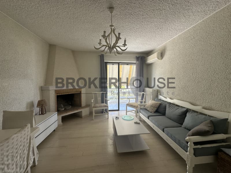 Apartment in Saronida, Saronida — Photo 2 of 11