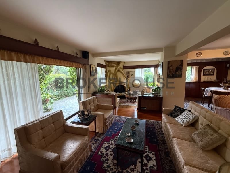 House in Center, Penteli — Photo 1 of 17