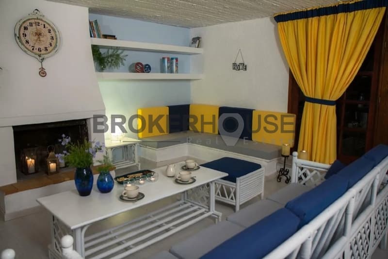 Apartment in Panorama, Rafina — Photo 1 of 8