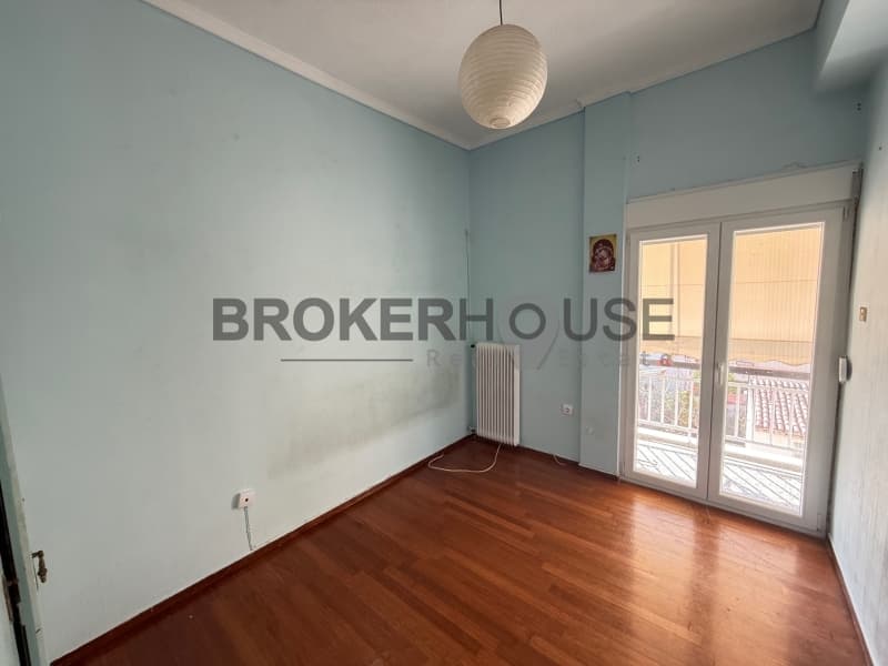 Apartment in Center, Rafina — Photo 10 of 14