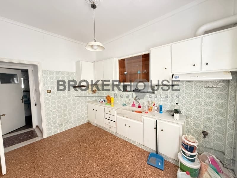 Apartment in Center, Rafina — Photo 3 of 14