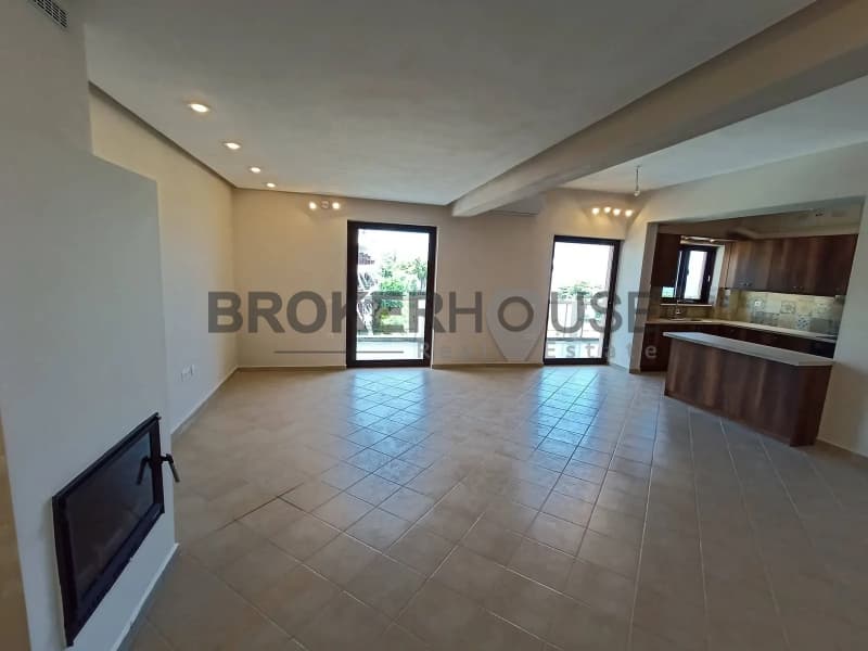 Apartment in Mati, Rafina — Photo 2 of 14