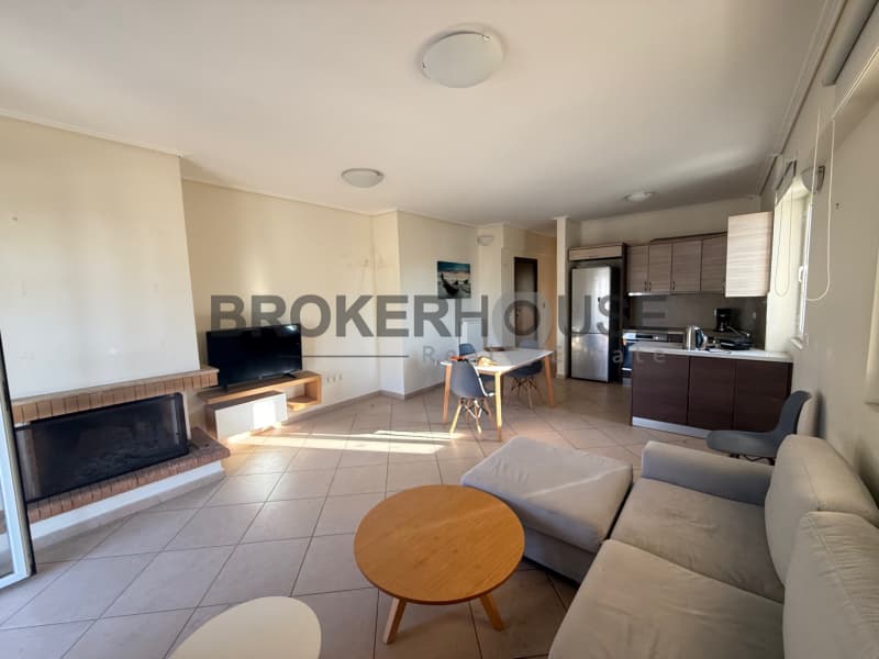 Apartment in Eleftheroupoli, Nea Ionia — Photo 1 of 14