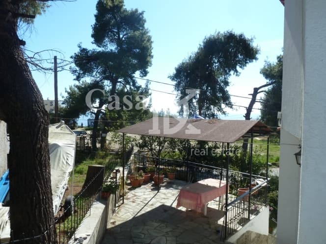 House in Loutra, Pallini — Photo 3 of 30