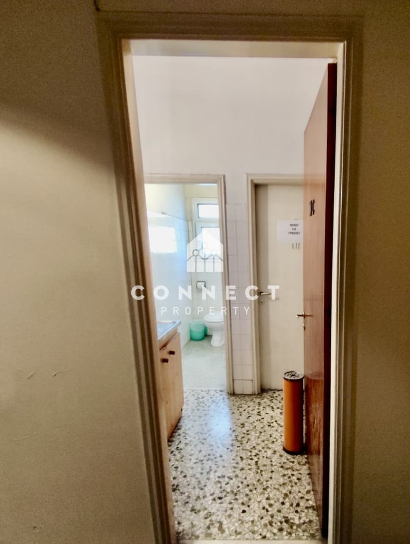 Office in Stavros, Piraeus — Photo 8 of 13