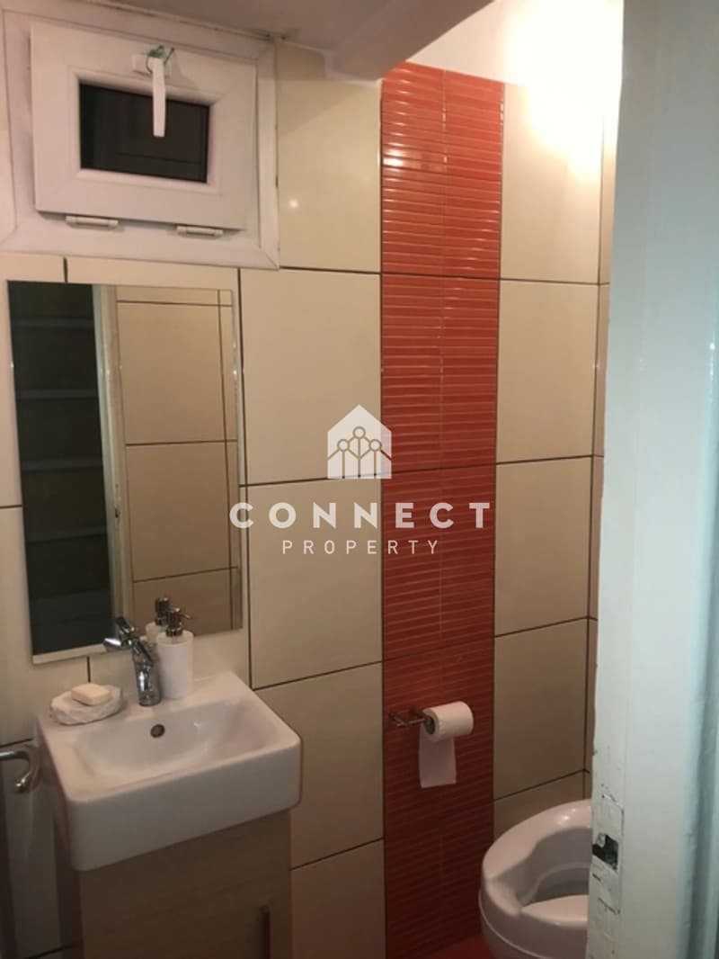 Apartment in Mouseio, Exarchia - Neapoli — Photo 12 of 14