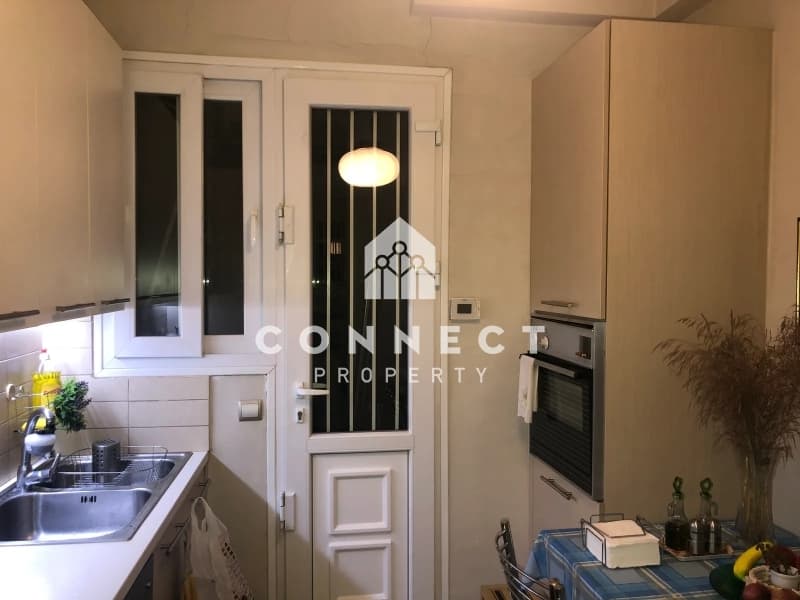 Apartment in Mouseio, Exarchia - Neapoli — Photo 5 of 14