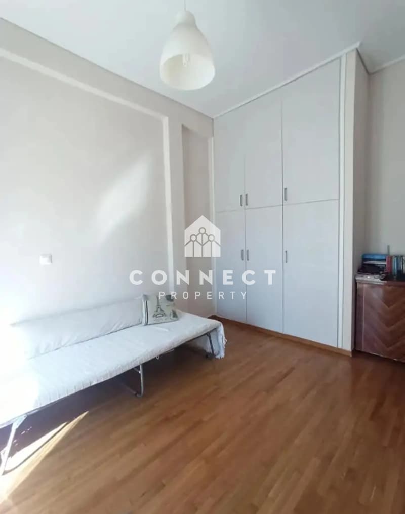 Apartment in Analipsi, Vironas — Photo 15 of 23