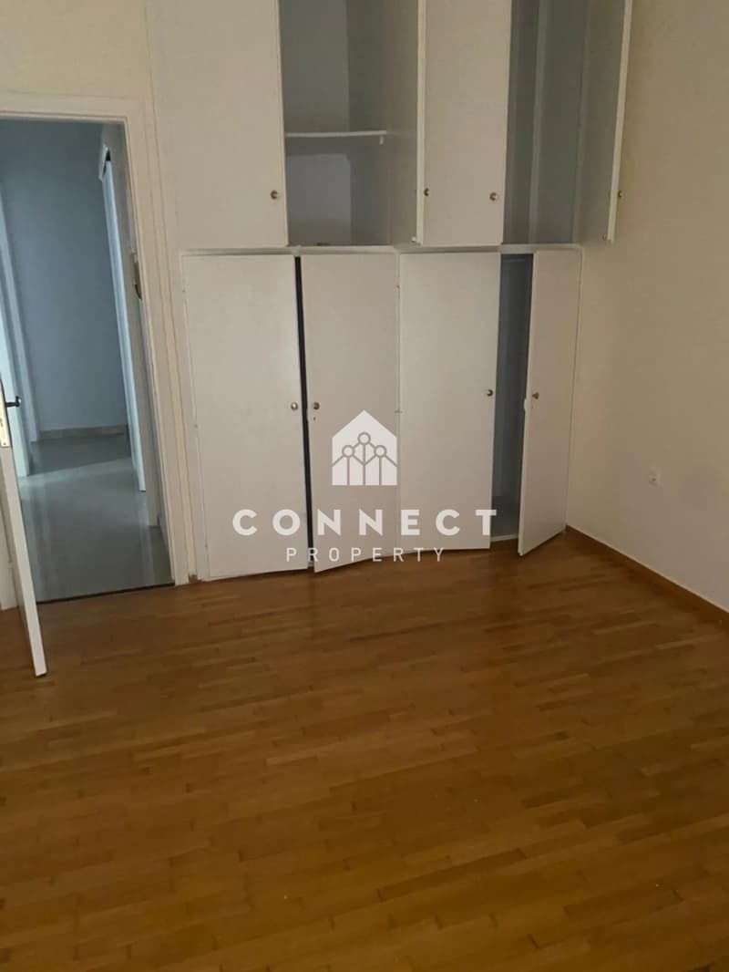 Apartment in Neo Pagkrati, Vironas — Photo 4 of 7