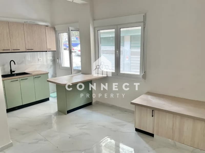 Apartment in Analipsi, Vironas — Photo 1 of 14