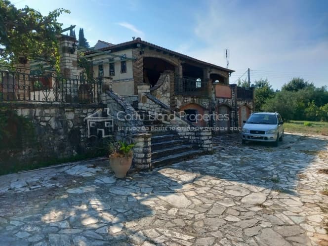 Retail Store in Αgios Georgios, Corfu — Photo 2 of 29