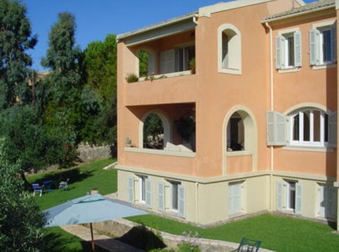 House in Esperies, Corfu — Photo 1 of 30