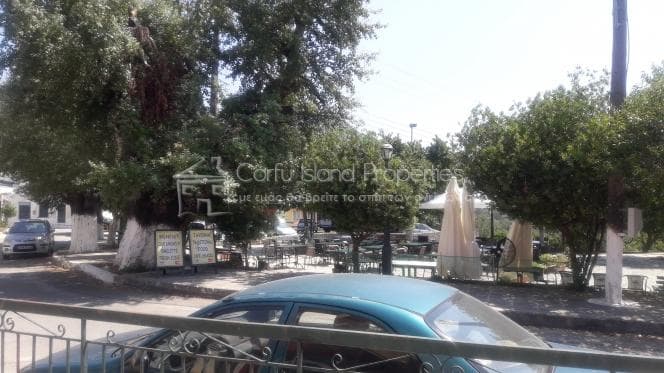 Retail Store in Achilleio, Corfu — Photo 6 of 8