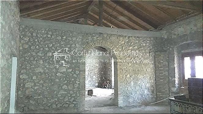 Retail Store in Achilleio, Corfu — Photo 8 of 19