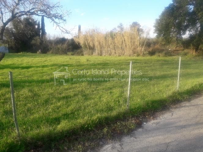 Parcel in Achilleio, Corfu — Photo 1 of 18