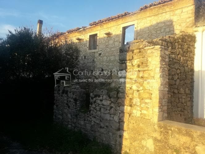Μονοκατοικία στην Κασσιόπη, Κέρκυρα — Φωτογραφία 2 από 10