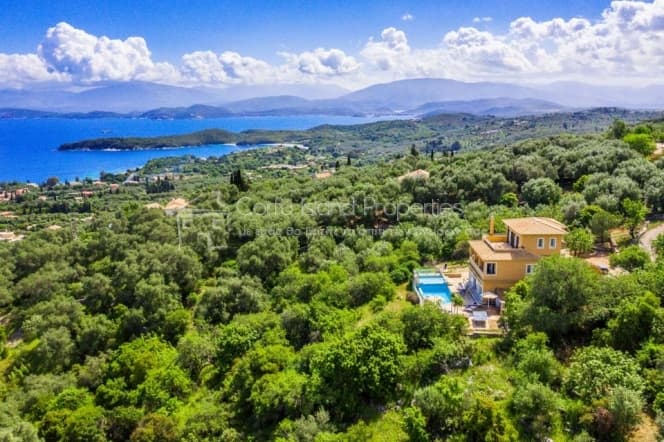 Μονοκατοικία στην Κασσιόπη, Κέρκυρα — Φωτογραφία 3 από 17
