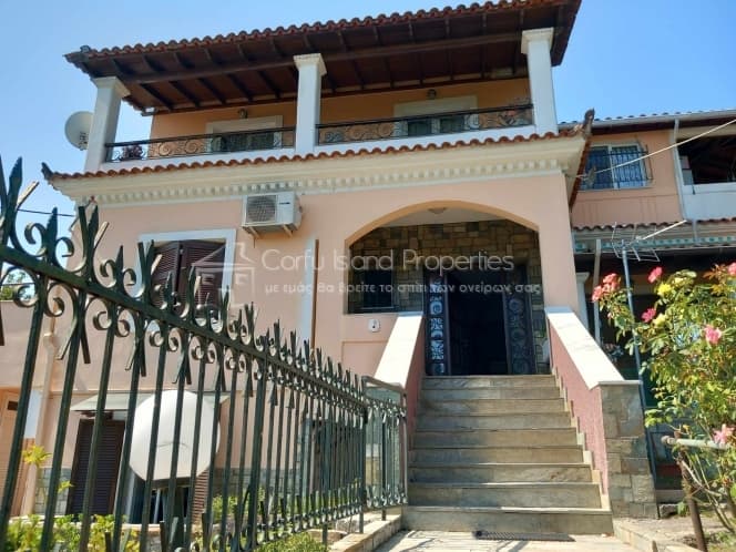 House in Pareli, Corfu — Photo 1 of 30