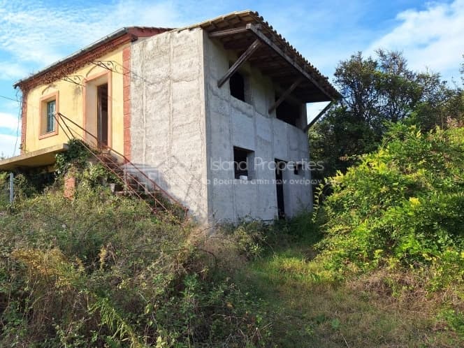 House in Melitieoi, Corfu — Photo 1 of 30