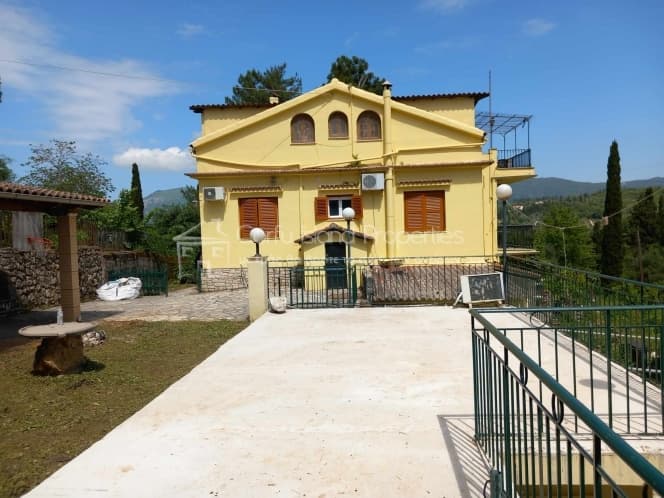 House in Faiakes, Corfu — Photo 1 of 30