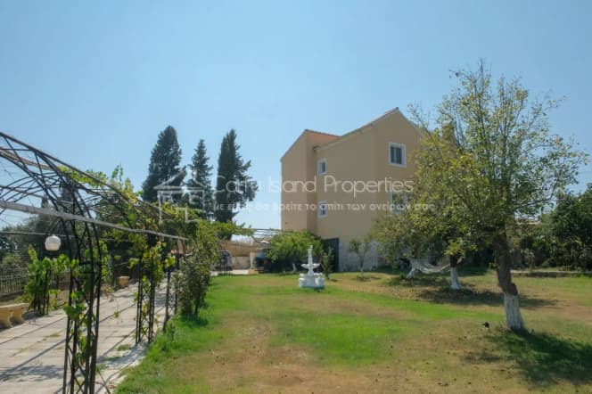 House in Pareli, Corfu — Photo 3 of 30