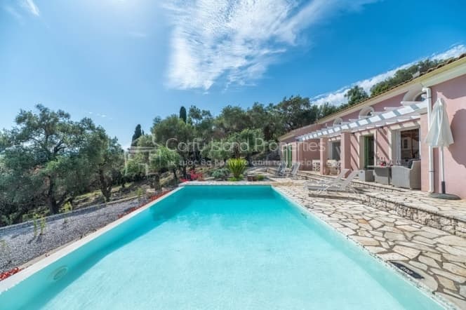 Μονοκατοικία στην Κασσιόπη, Κέρκυρα — Φωτογραφία 3 από 30