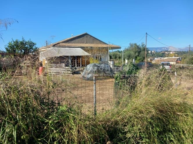 Μονοκατοικία στην Αχίλλειο, Κέρκυρα — Φωτογραφία 2 από 30