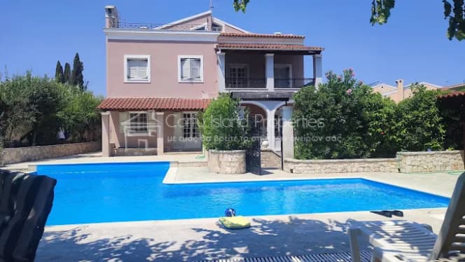 House in Pareli, Corfu — Photo 1 of 25