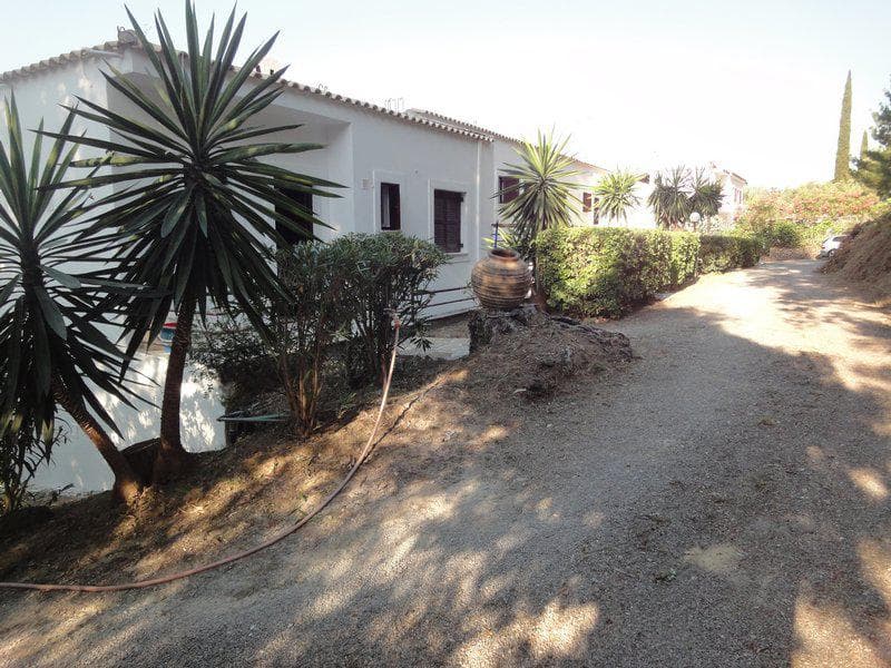 Hotel in Pareli, Corfu — Photo 15 of 25
