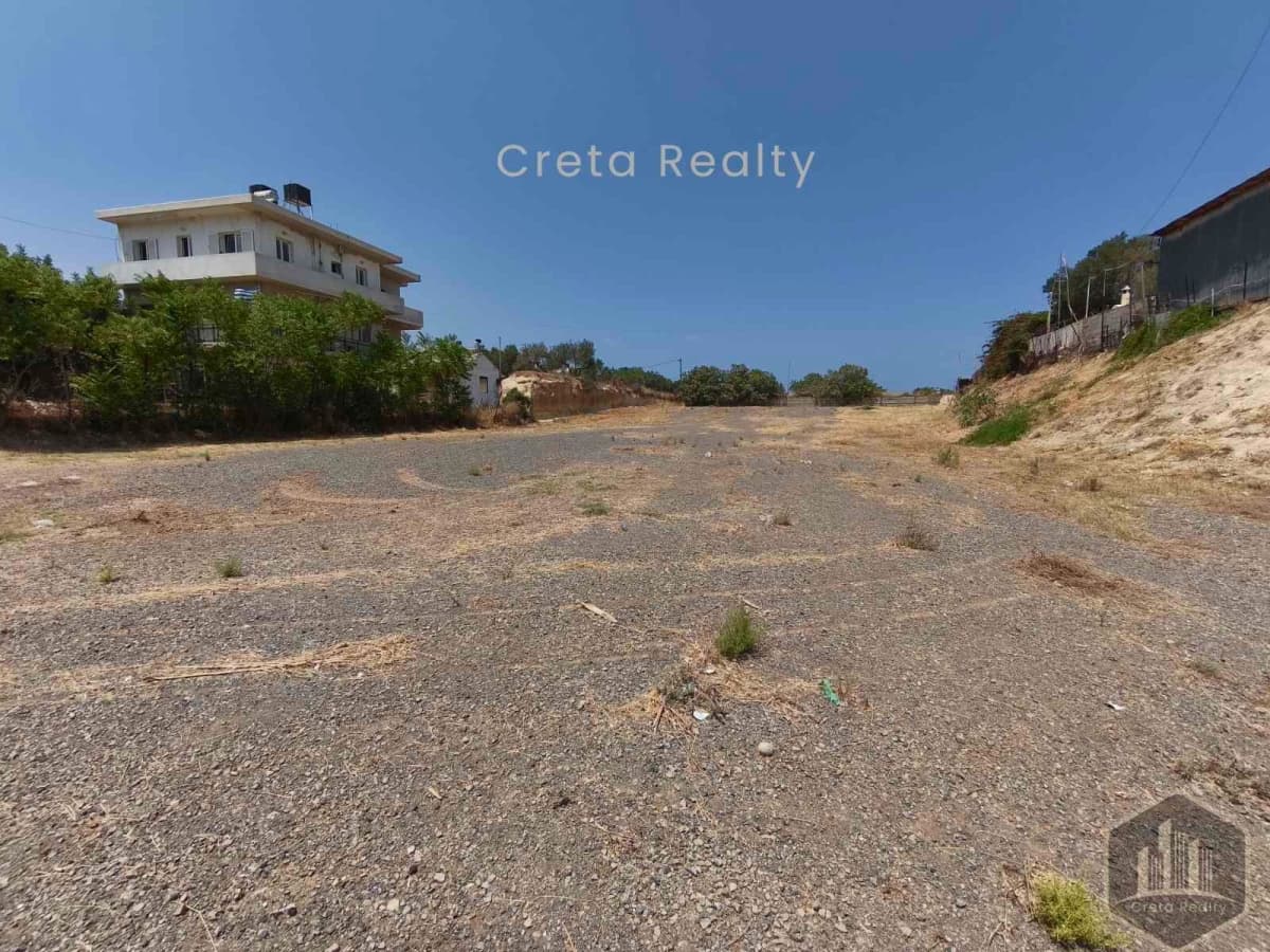 Building Plot in Rodia, Gazi — Photo 1 of 4