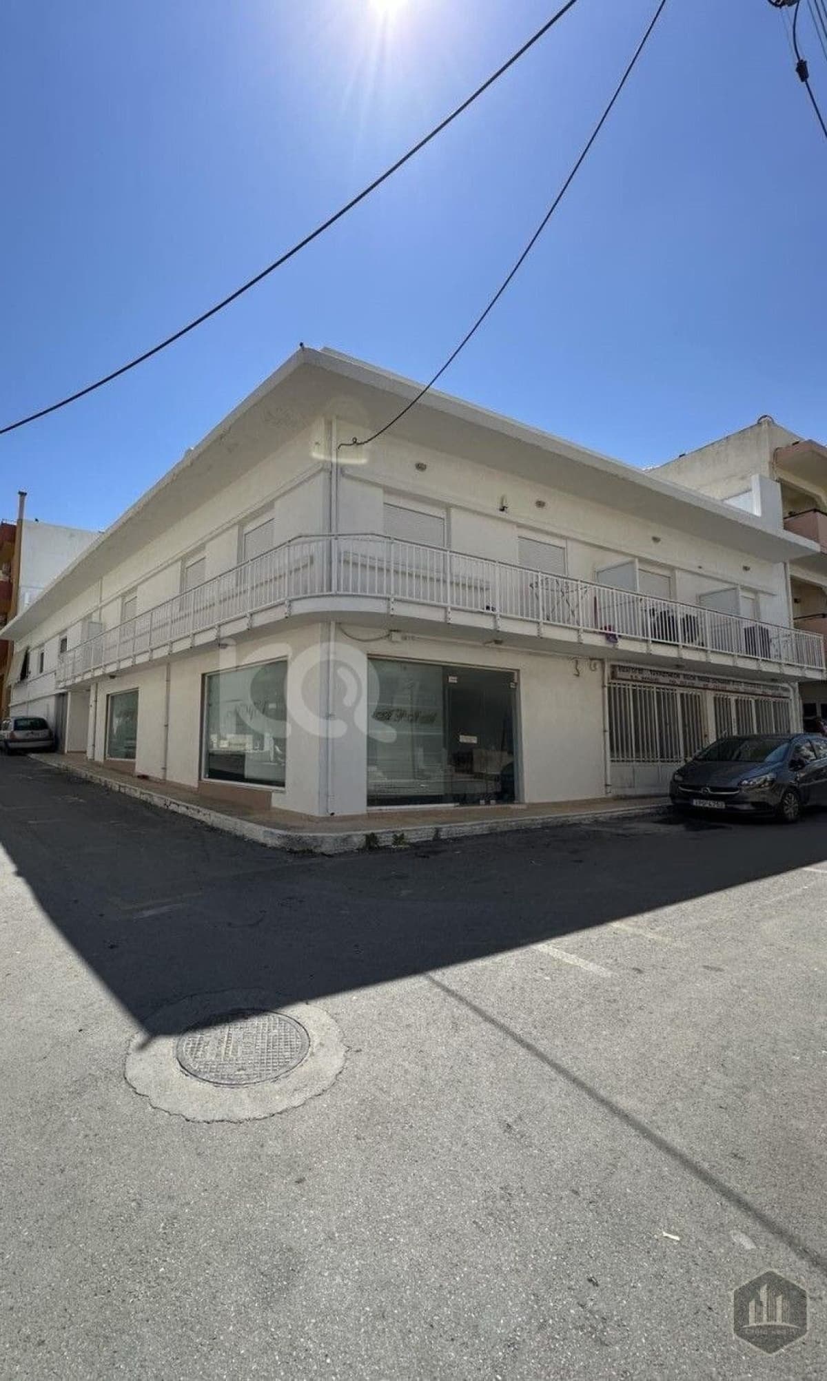 Κατάστημα στην Καμίνια, Γοργολαϊνη — Φωτογραφία 1 από 6