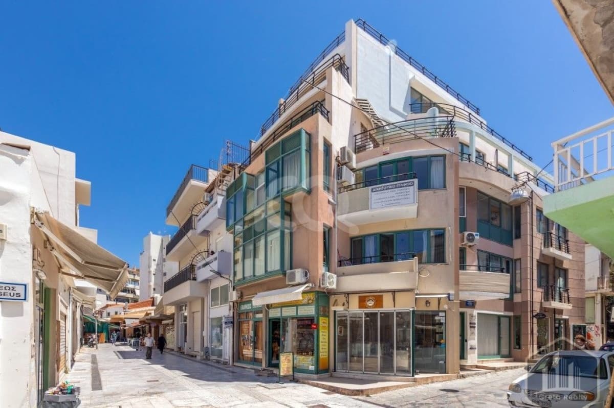 Retail Store in Center, Heraclion Cretes — Photo 1 of 4