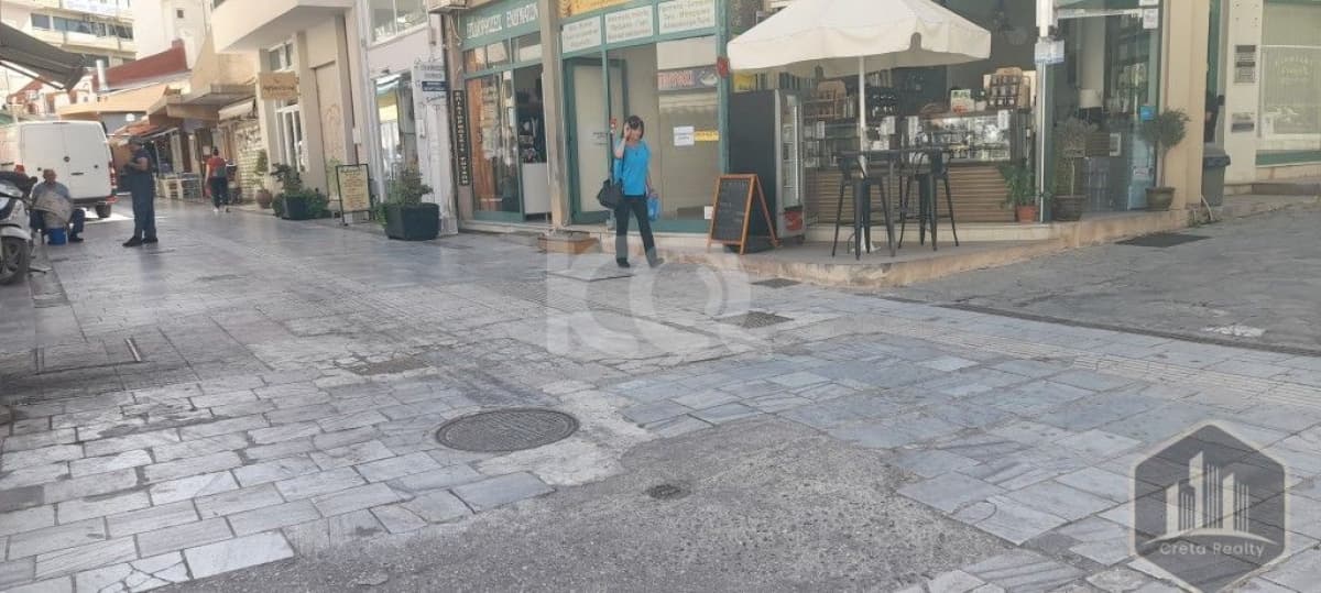 Retail Store in Center, Heraclion Cretes — Photo 3 of 4
