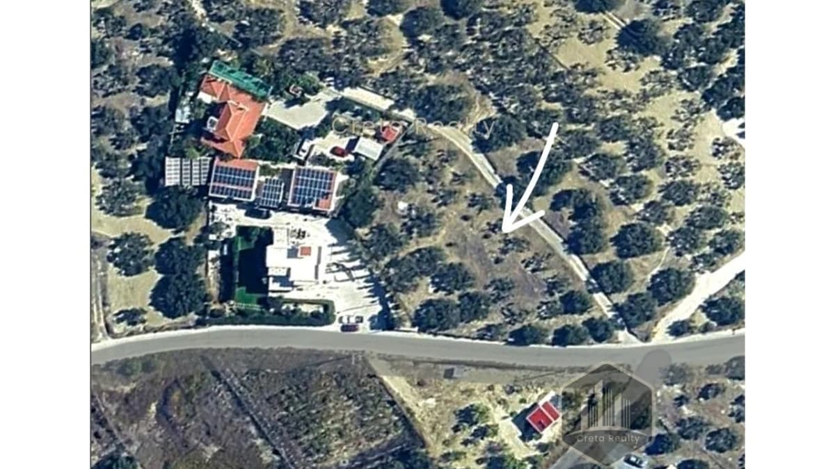 Building Plot in Skalani, Episkopi — Photo 1 of 11