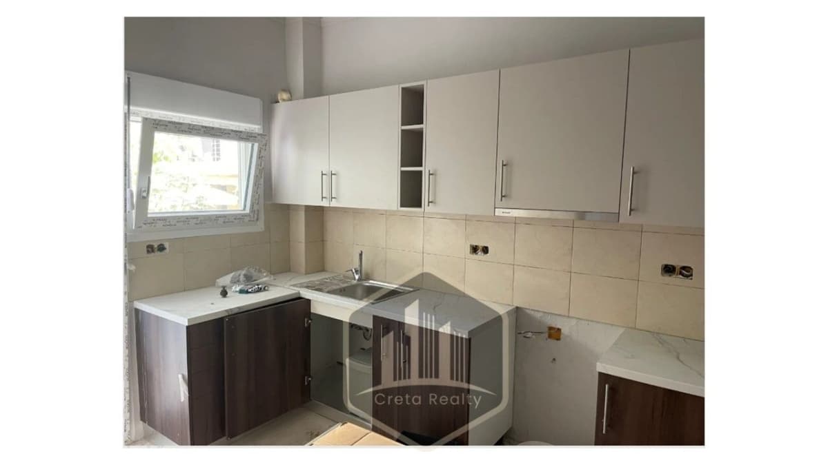 Apartment in Tria Peuka, Heraclion Cretes — Photo 1 of 10