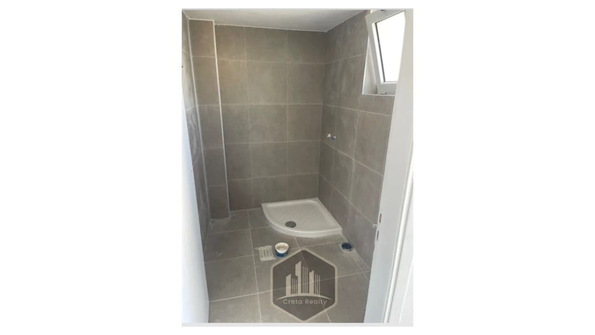 Apartment in Tria Peuka, Heraclion Cretes — Photo 4 of 8