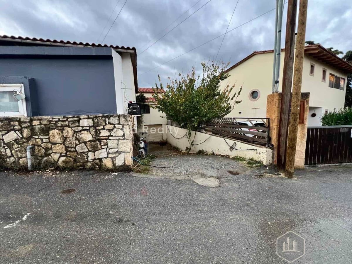 Αποθήκη στην Άνω Καλέσια, Τέμενος — Φωτογραφία 3 από 16