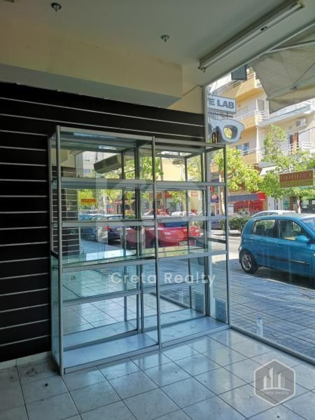Κατάστημα στην Μοναστηράκι, Γοργολαϊνη — Φωτογραφία 2 από 6