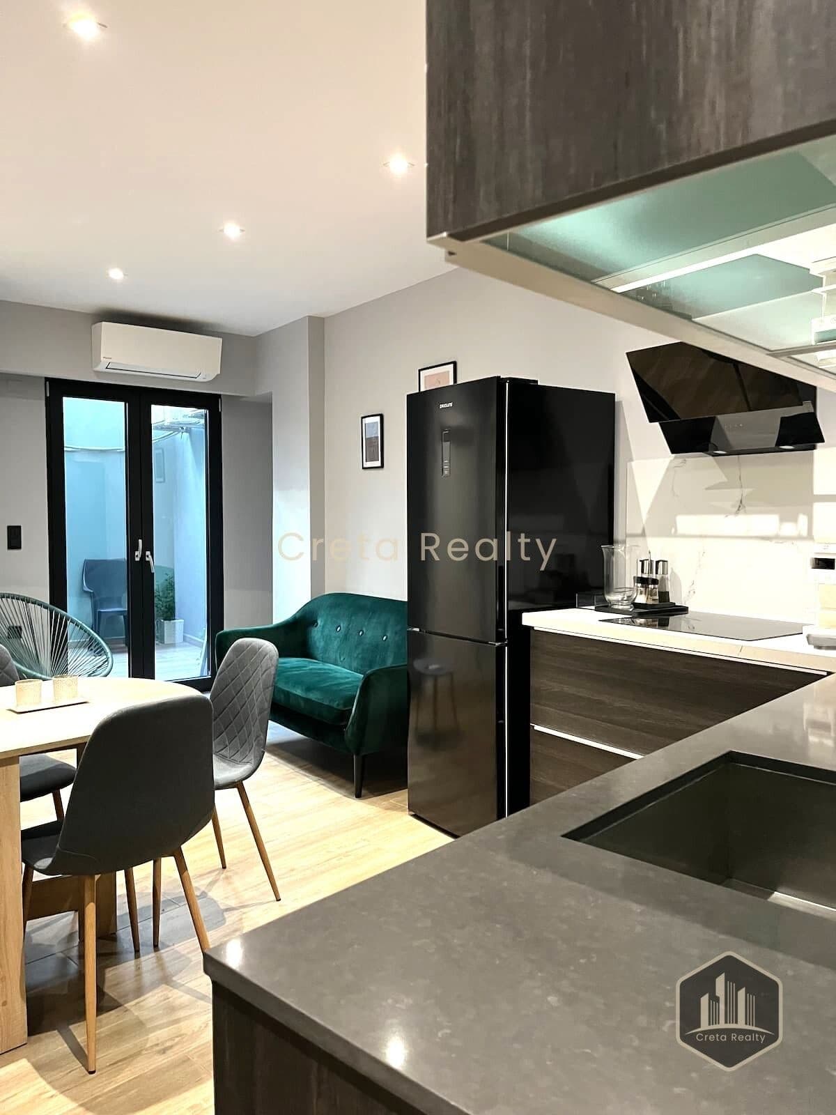 Apartment in Pateles, Heraclion Cretes — Photo 1 of 16