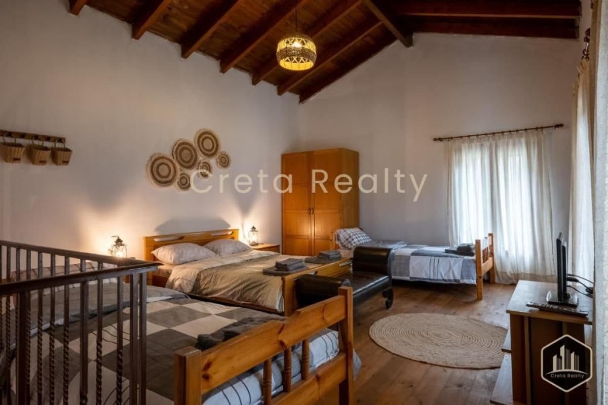 House in Epano Archanes, Archanes — Photo 9 of 18