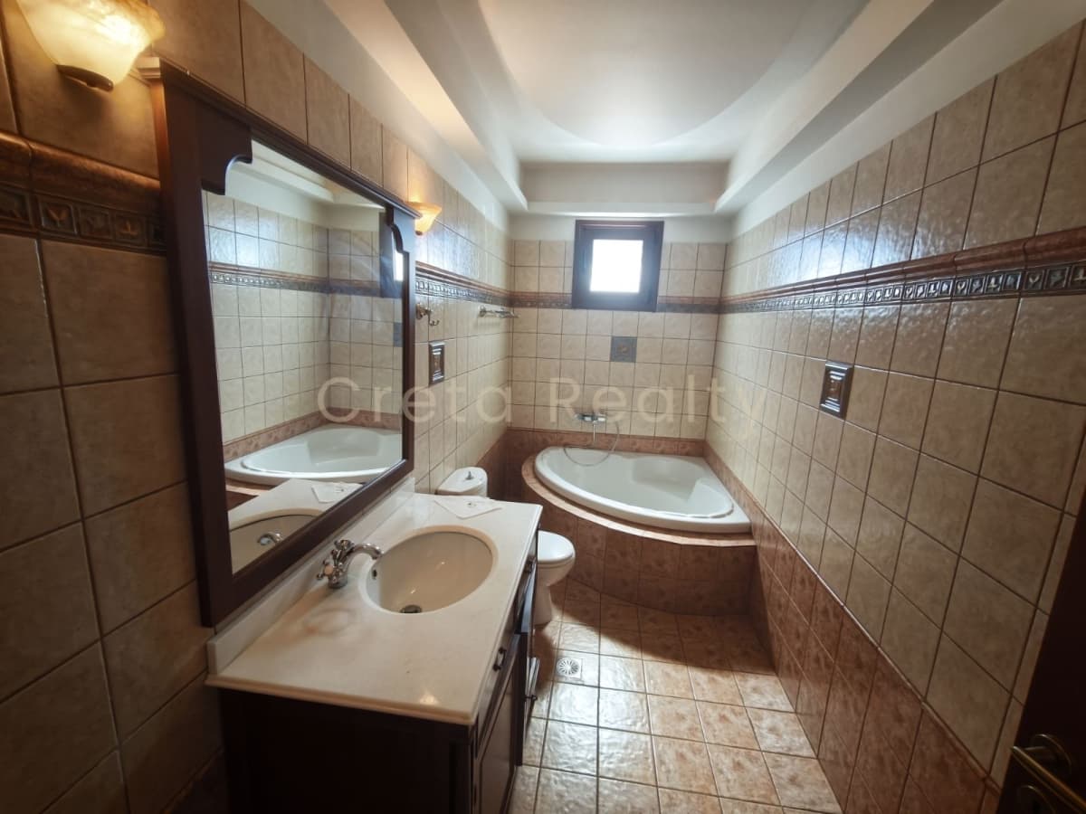 House in Atsalenio, Heraclion Cretes — Photo 22 of 30