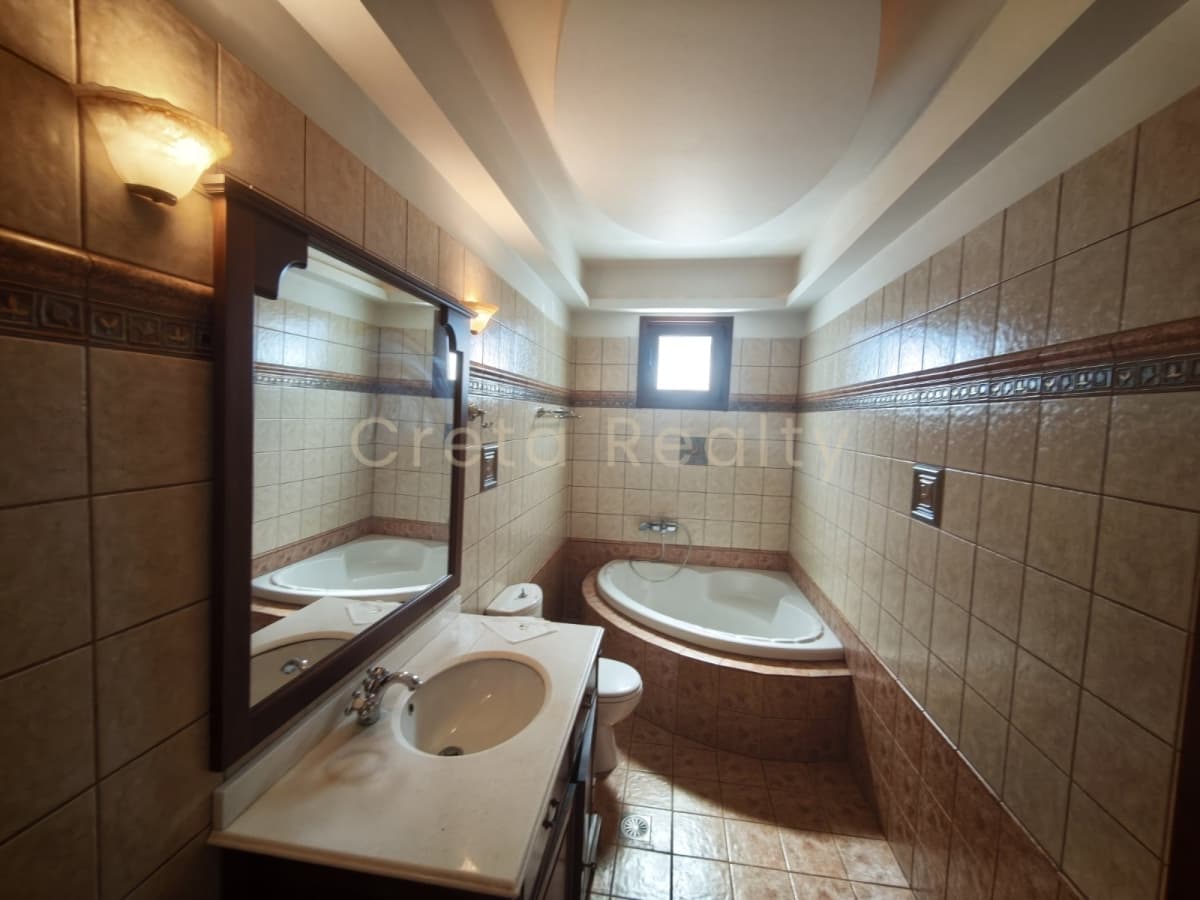 House in Atsalenio, Heraclion Cretes — Photo 21 of 30