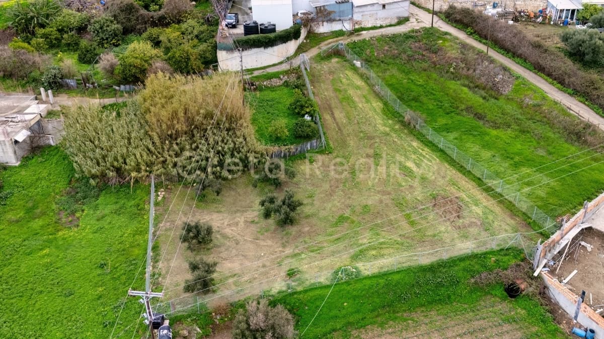 Building Plot in Agios Sillas, Archanes — Photo 1 of 10